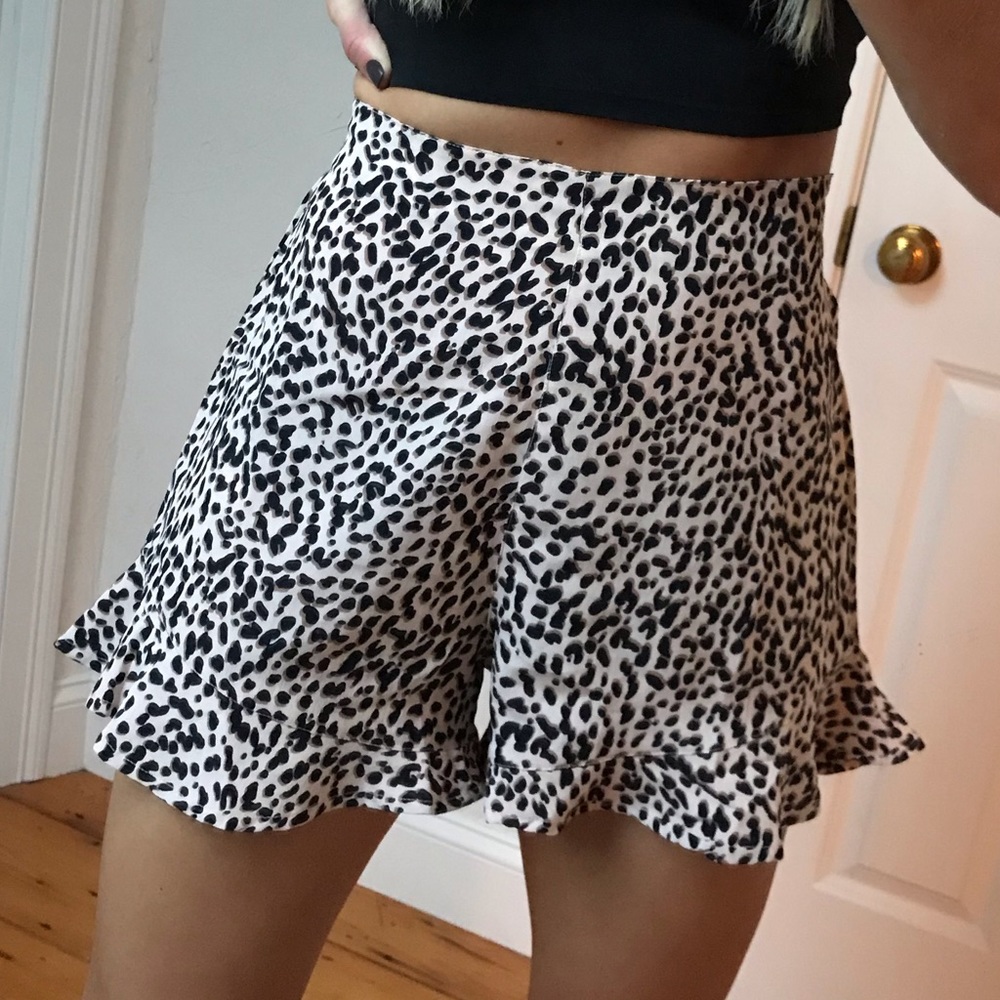 Cheetah flow shorts